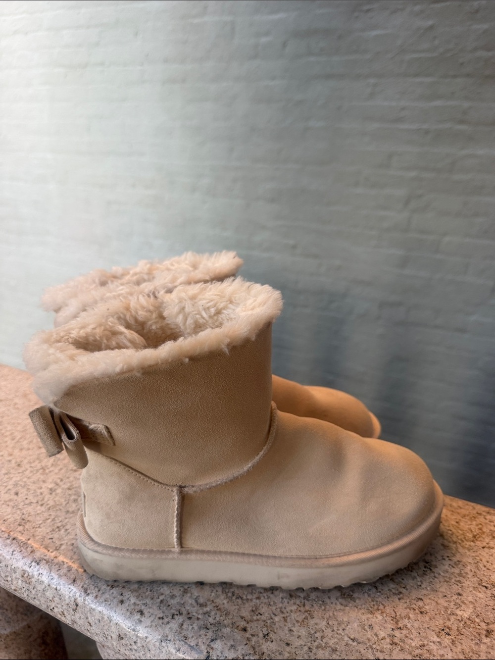 UGG beige size 9 bow boots